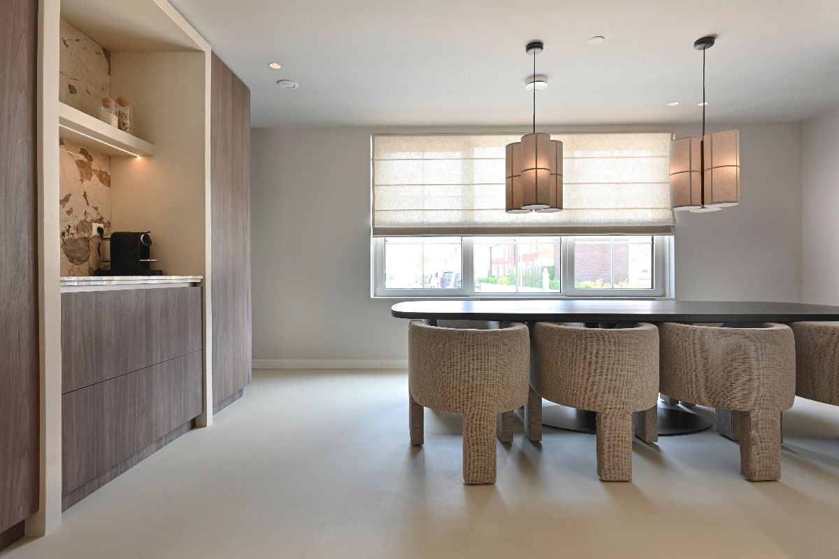 Eethoek met stoelen interieurproject rive home 